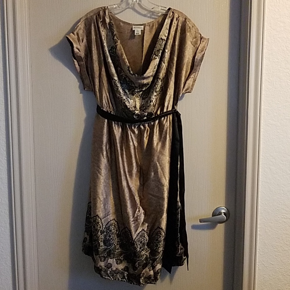 NEW Motherhood brand maternity Dress size L